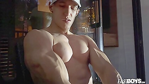 Sexy girl has sex with a sexy body