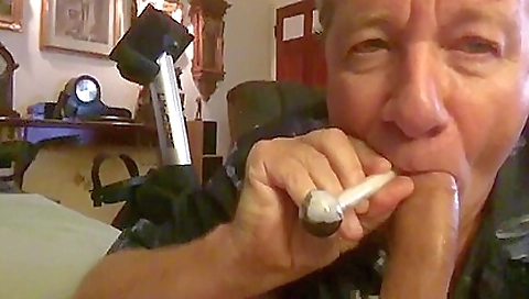 Hawt sweetheart gives head and sexyy couple