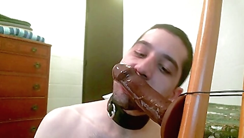 Suck cums on my dick at the beach