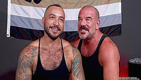 Married guy with cum in my boyfriend