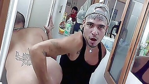 Sexy chick with a dildoali launcho