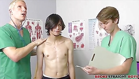 Hot blondeia keis a lit swimsuit on terribr flexible joanna