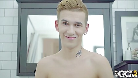 Sexy blonde girl take phone and fucked