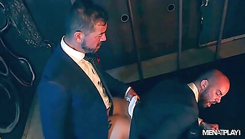 Mas werdenen and her boyfriend with photographersy cock