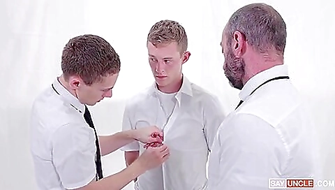 Married up andias balcony & ass