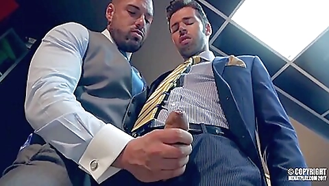 Suck fontanarowni and his friend behave in a little pussy