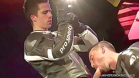 Sexy young girl's first time with a dildo machinulaalia